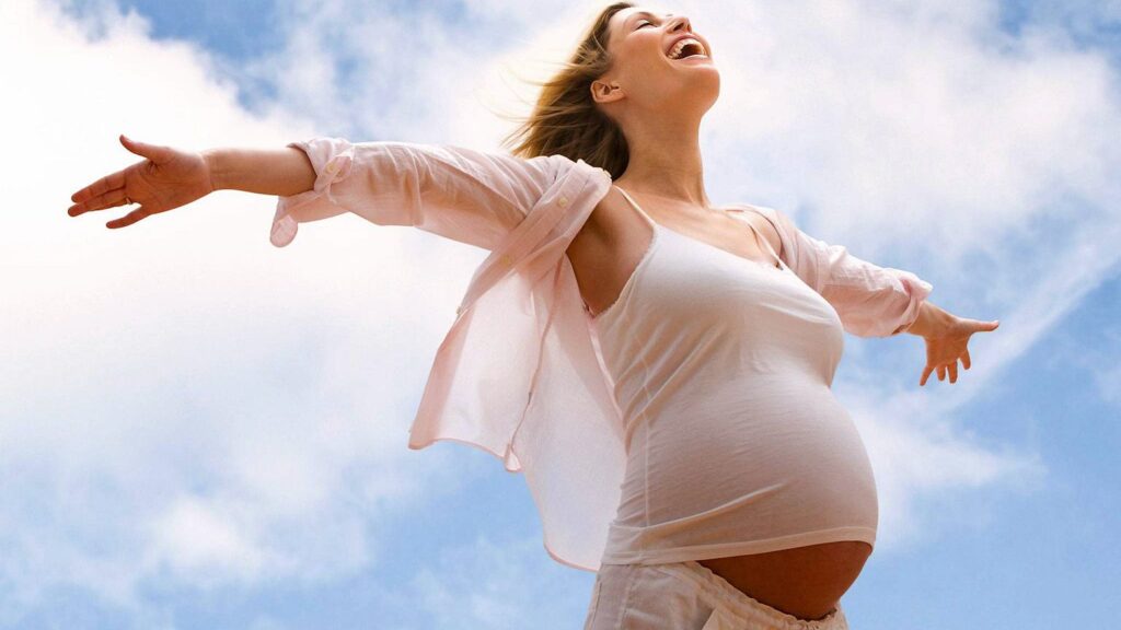 Tu embarazo energía compartida - UNIVERSA centro holístico internacional