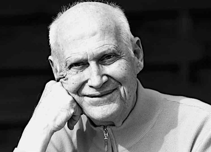 Retrato de Bert Hellinger, fundador de las Constelaciones Familiares